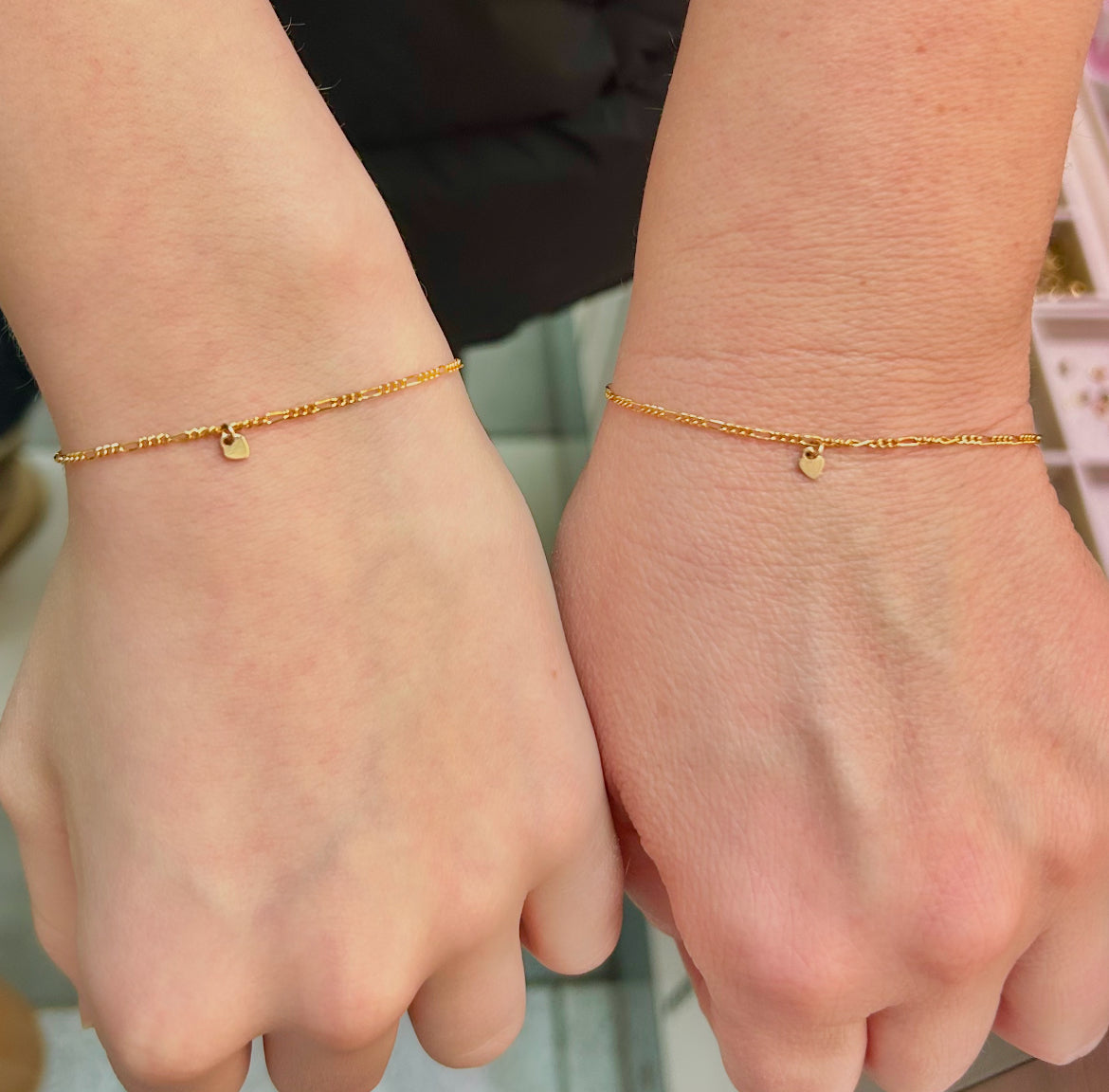 Book a Permanent Jewelry Appointment- Toronto Location