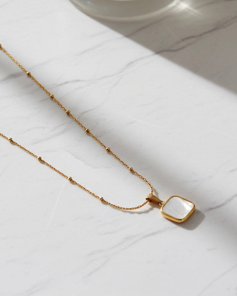 Square Shell Pearl Necklace