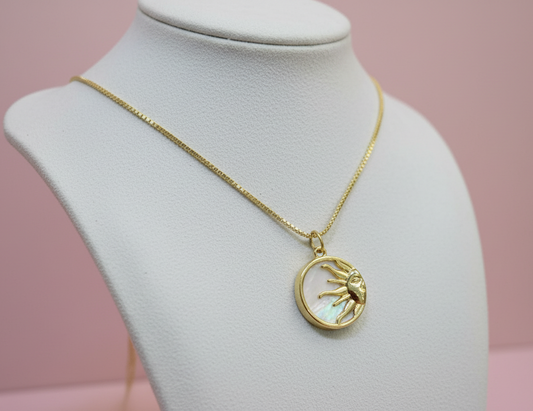 Sun Pearl Medallion Necklace
