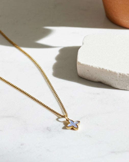 Mother of Pearl Mini Clover Necklace