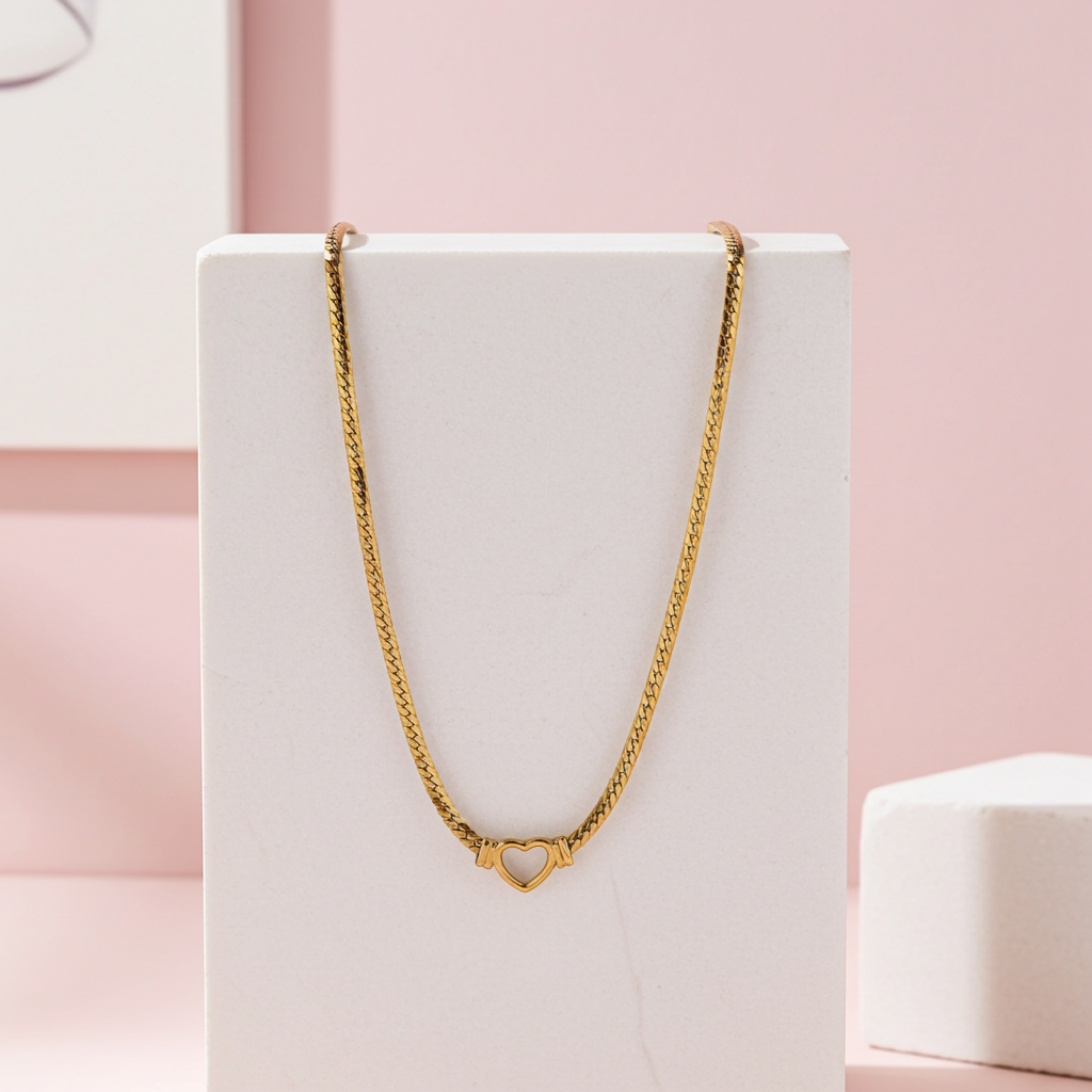 Bella Heart Link Necklace