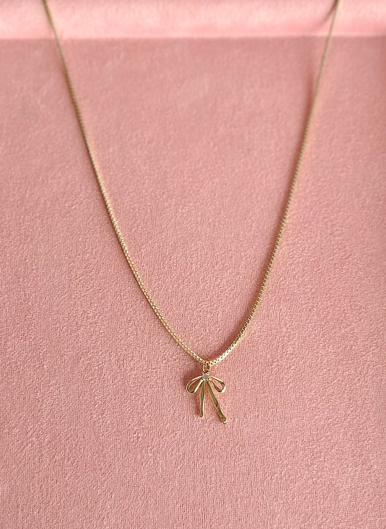 Sweet Bow Necklace