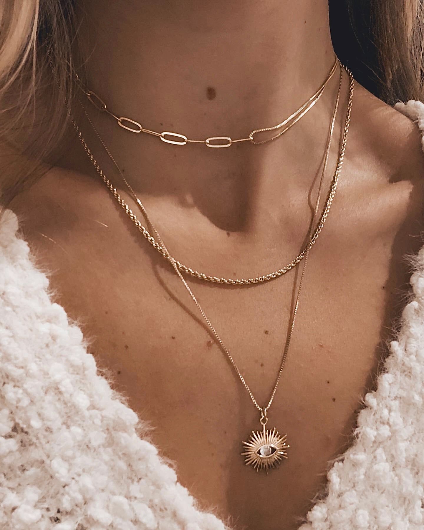 Looped Choker