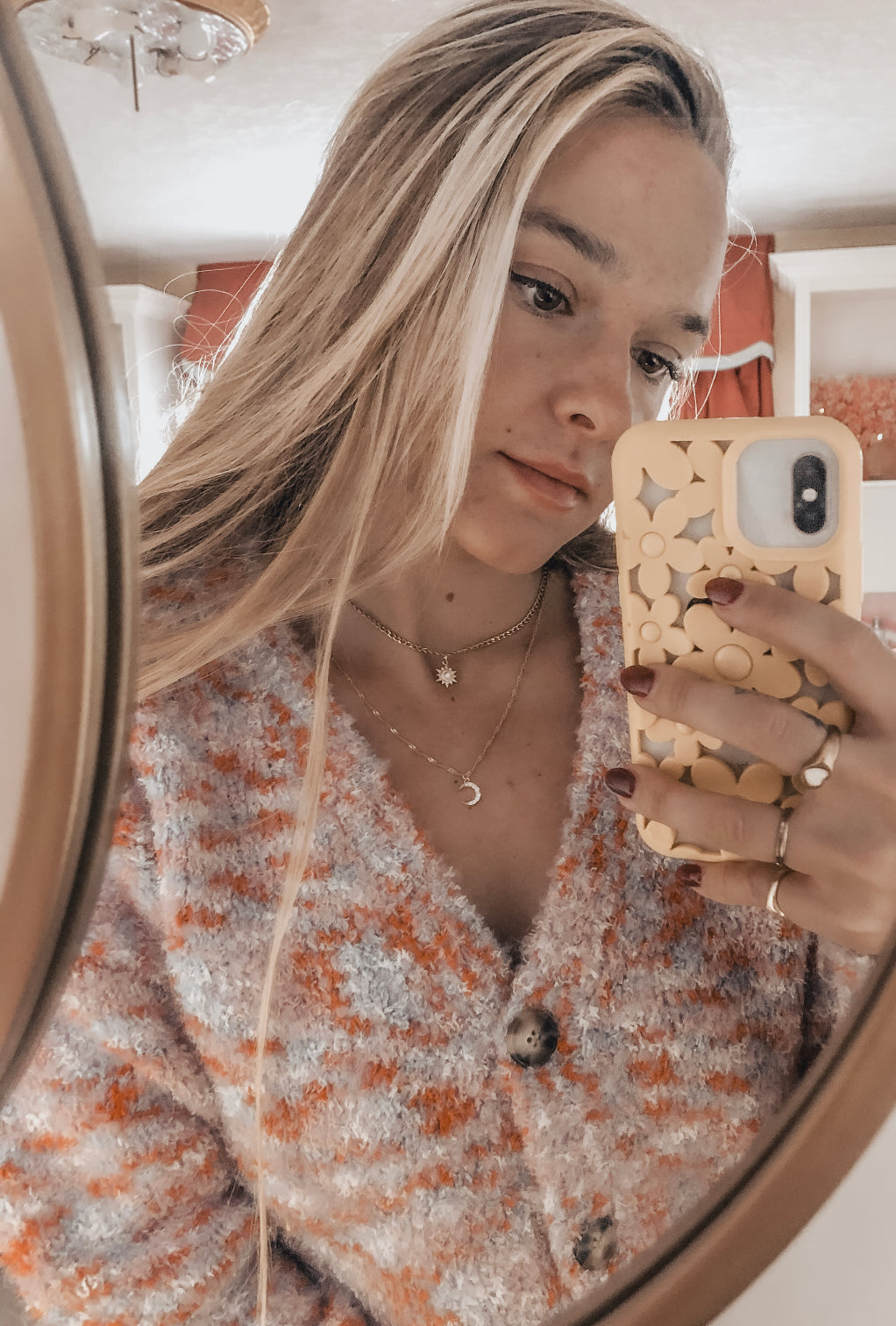 Twist Chain Crescent Moon Necklace