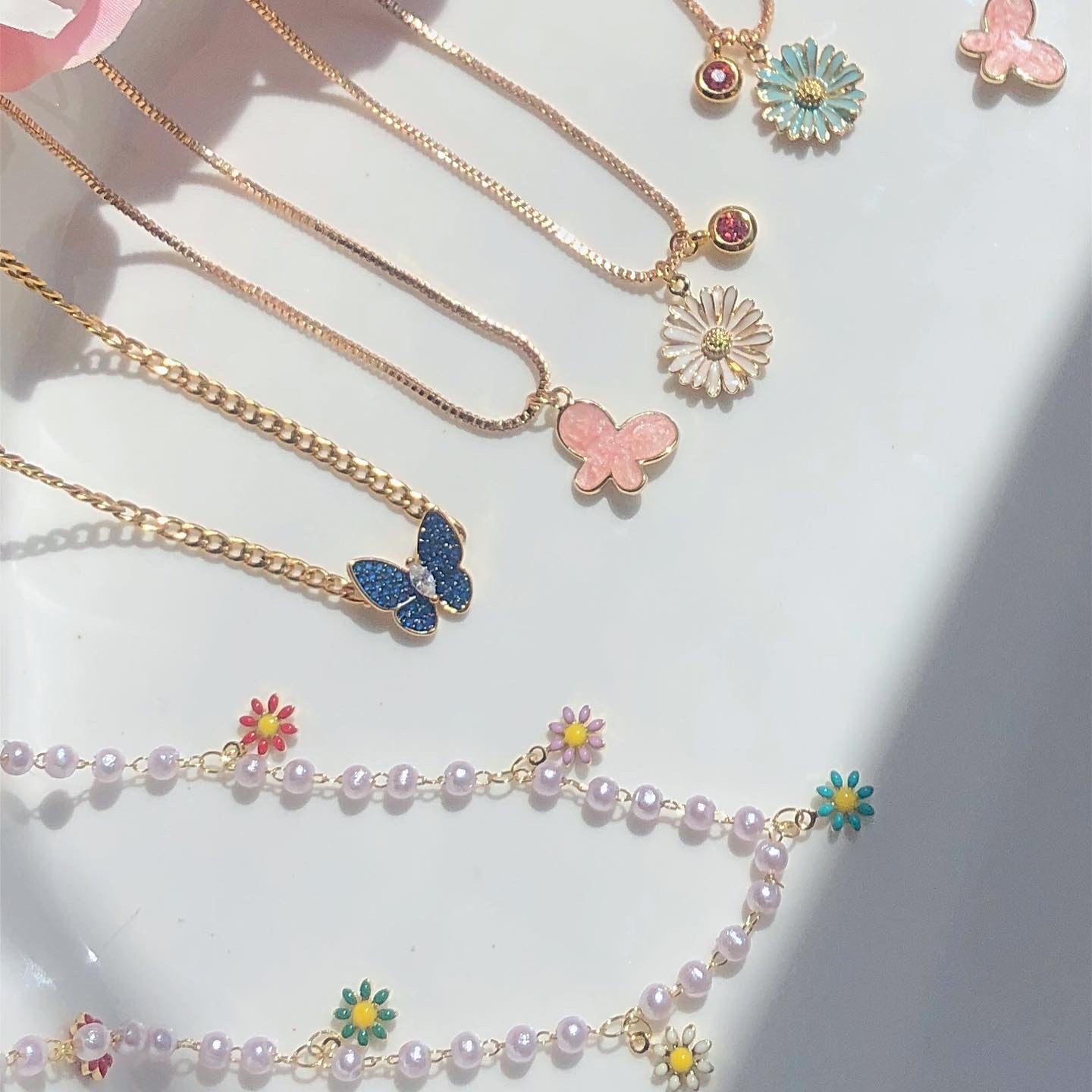 Pearl Bouquet Choker