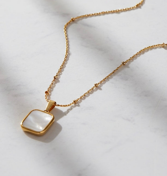 Square Shell Pearl Necklace