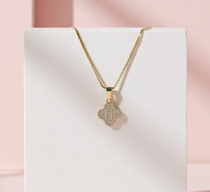 Luxe Zirconia Clover Necklace