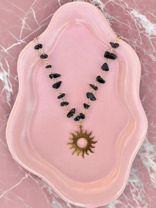 Onyx Crystal Chip Sun Choker