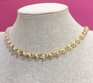 Twisted Pearl Chain Necklace