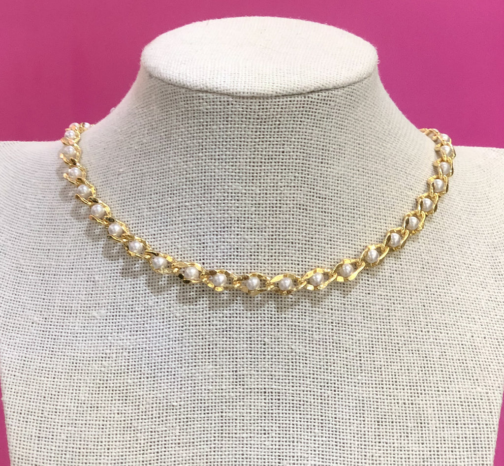 Twisted Pearl Chain Necklace