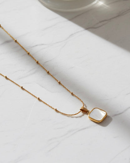 Square Shell Pearl Necklace
