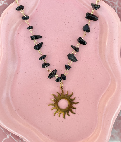 Onyx Crystal Chip Sun Choker