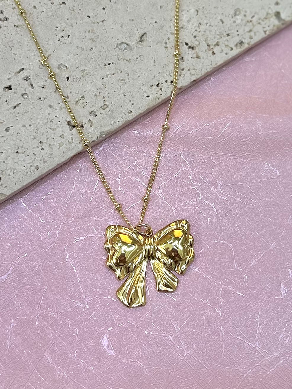 Sweet Bow Necklace