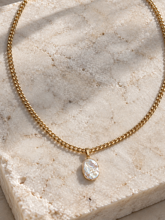 The Solene Pearl Necklace