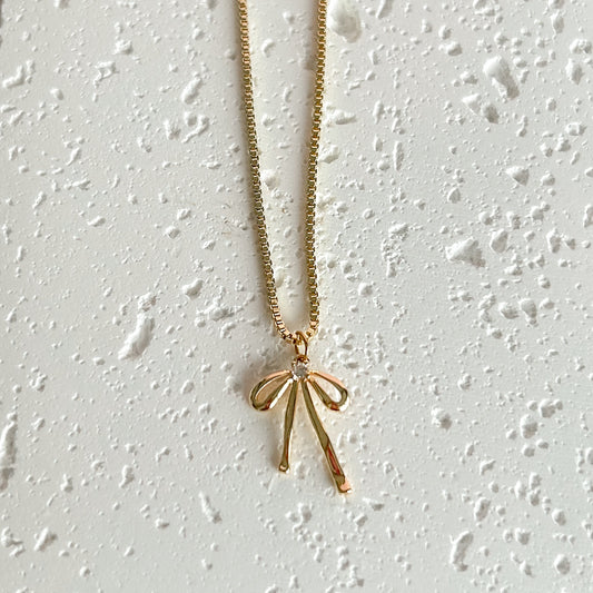 Sweet Bow Necklace