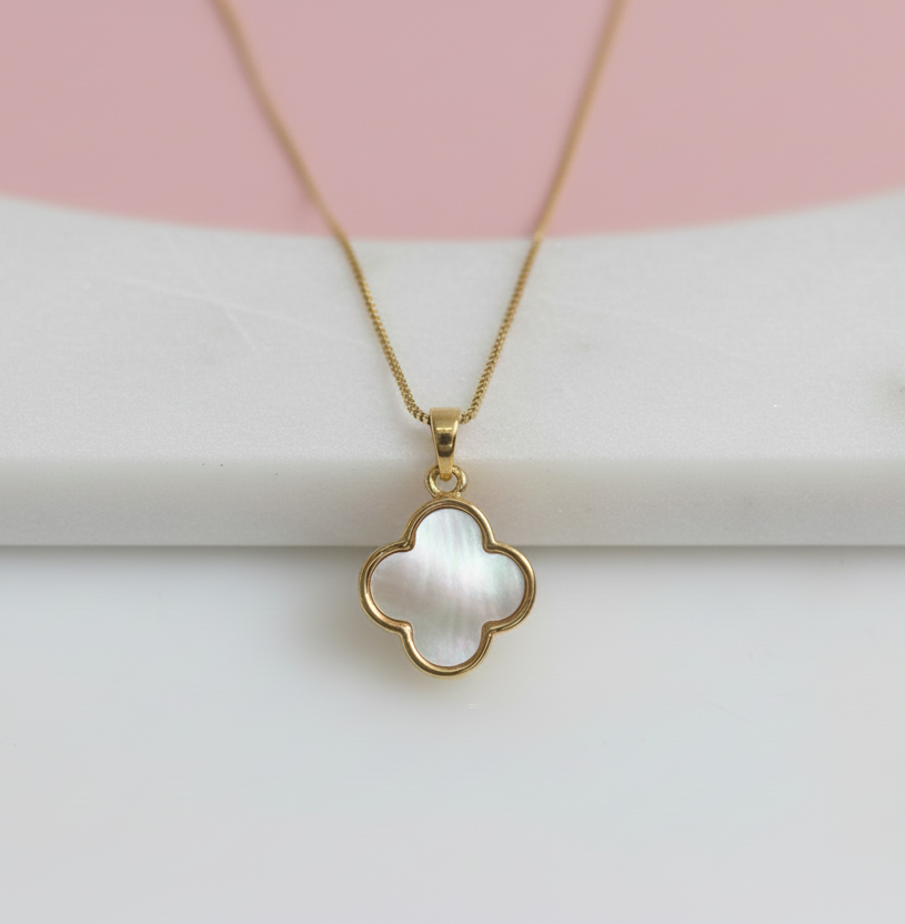 Box Chain Mother of Pearl Clover Necklace