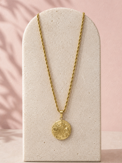 Signature Rope Chain Medallion Necklace