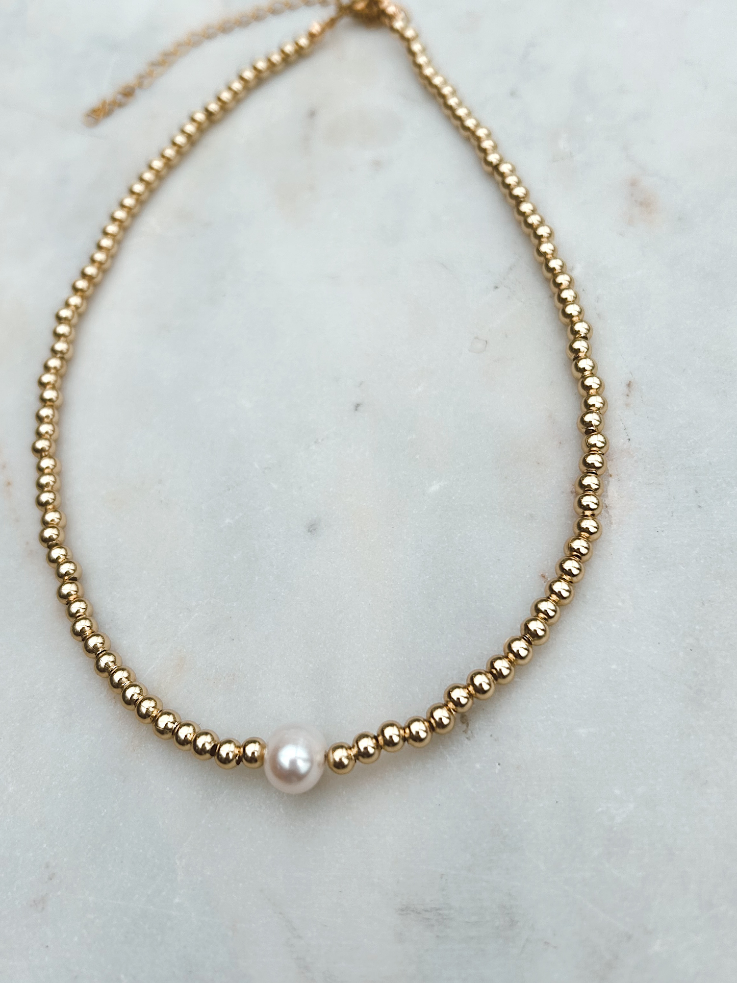 Gold beaded Necklace with Freshwater Pearl