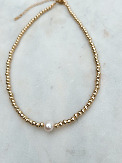 Gold beaded Necklace with Freshwater Pearl