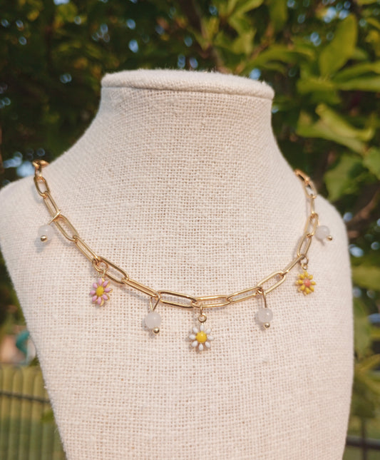 Rose Quartz Daisy Necklace