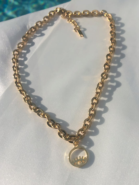 Pretty Eye Choker