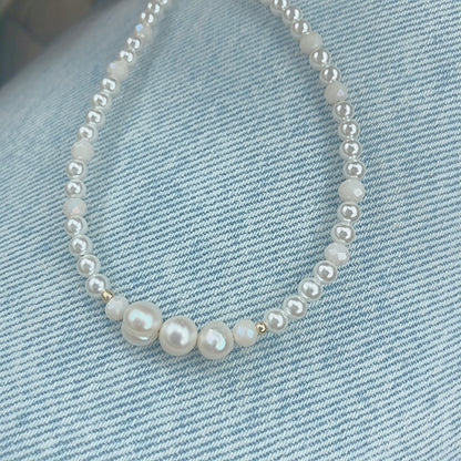 Triple Pearl Choker