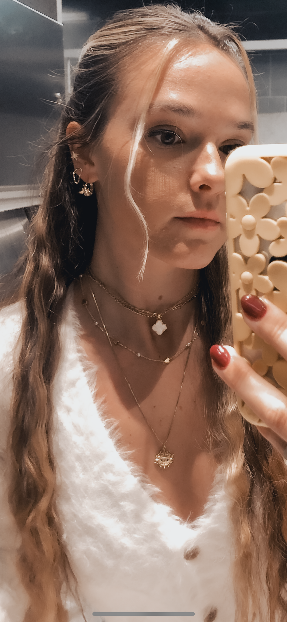 Mother of Pearl Clover Choker
