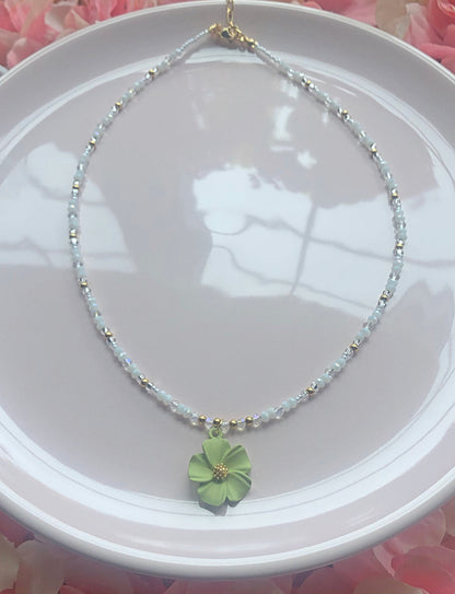 Dahlia Daisy Necklace