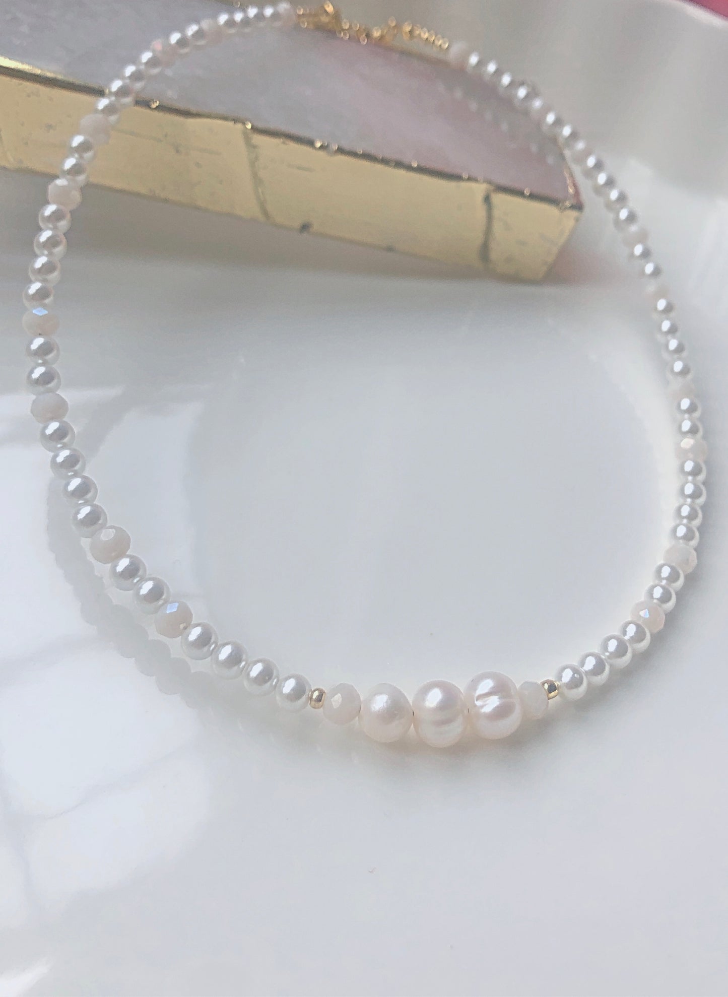 Triple Pearl Choker